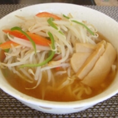 ラーメン大好き♪食べたくなるのよね～♪い家にある野菜で作れつのも嬉しいです♪美味しかったですよ（*^_^*）今年も宜しくお願いいたします♪